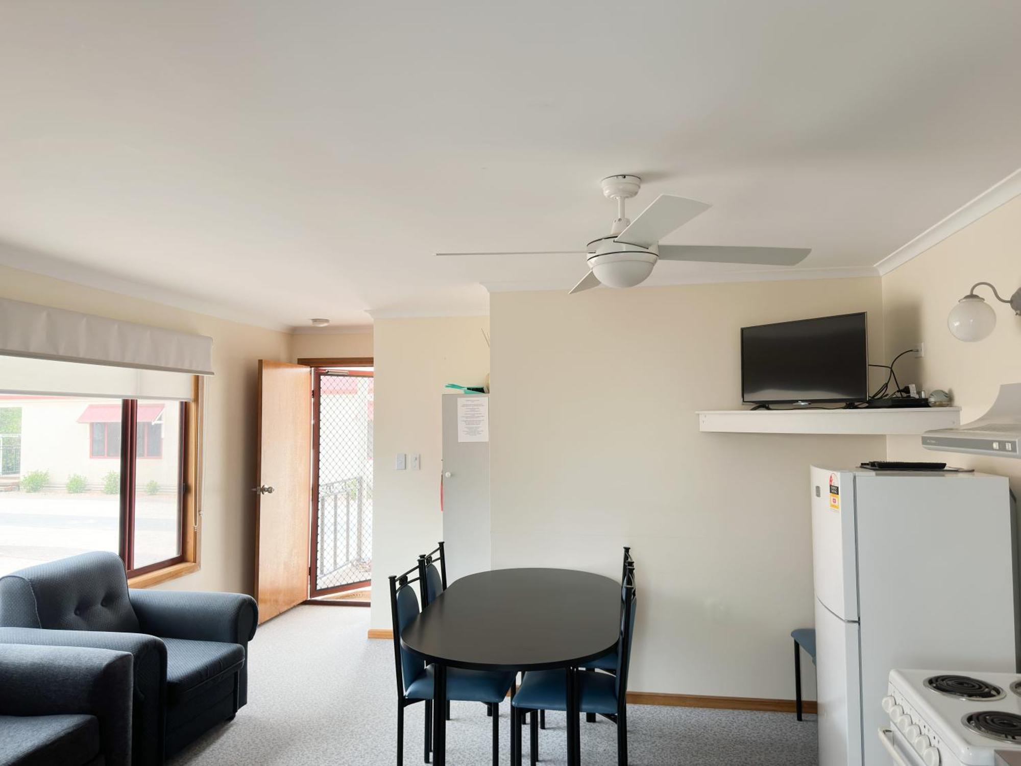 Port Vincent Motel & Apartments Εξωτερικό φωτογραφία
